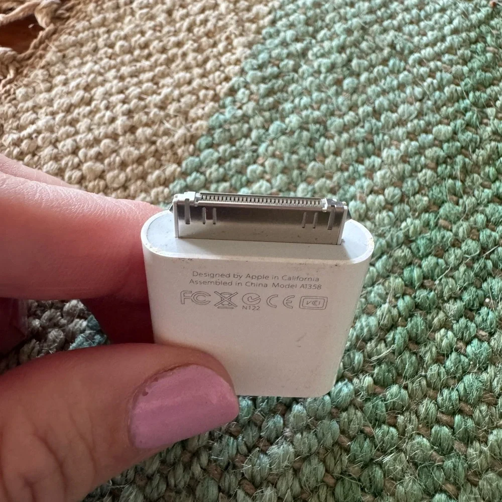 Apple 30-pin to USB-A Adapter ⭐️5 for $20⭐️
